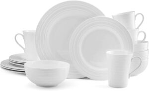 Best Dinnerware for 8